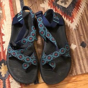 Women’s Chacos!!